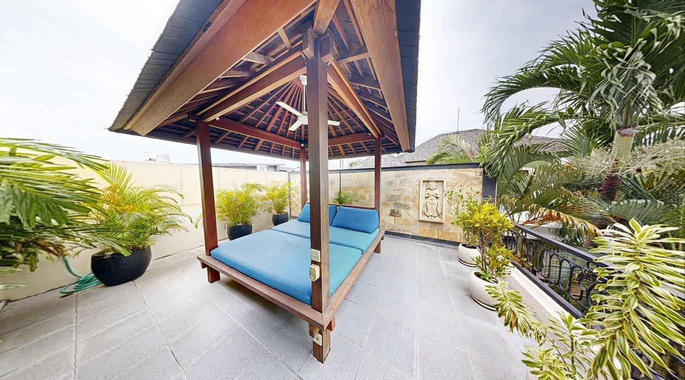 Exquisite Tropical Retreat Villa in Prime Canggu (6) (Copy).jpg